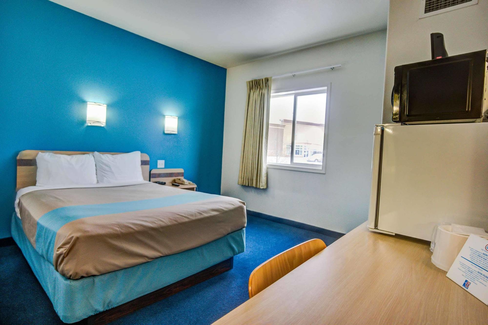 Motel 6-Red Deer, Ab Exterior photo